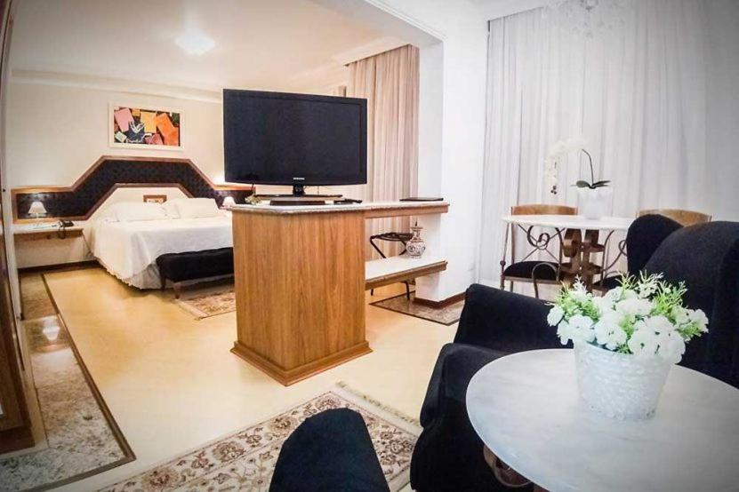 Cedro Hotel