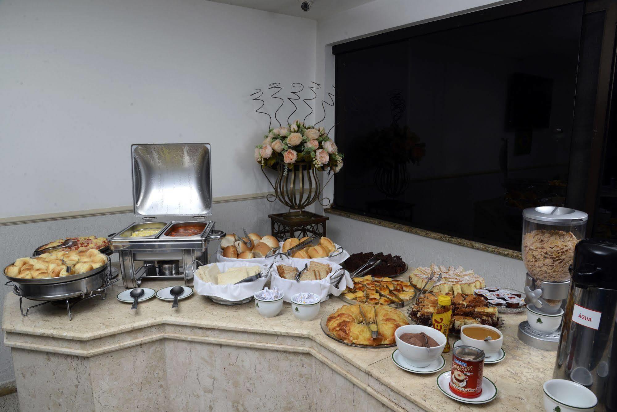 Cedro Hotel